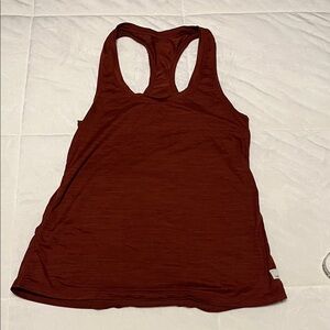Vuori Women's Tank Top in Deep Burgundy/Wine Small
